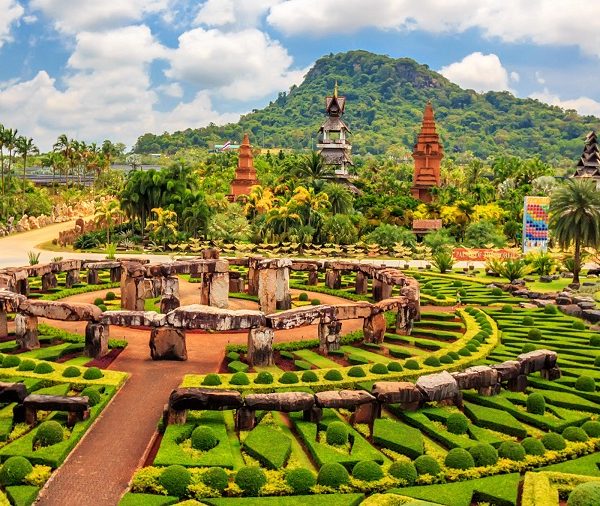 Nong-Nooch-Tropical-Park 1