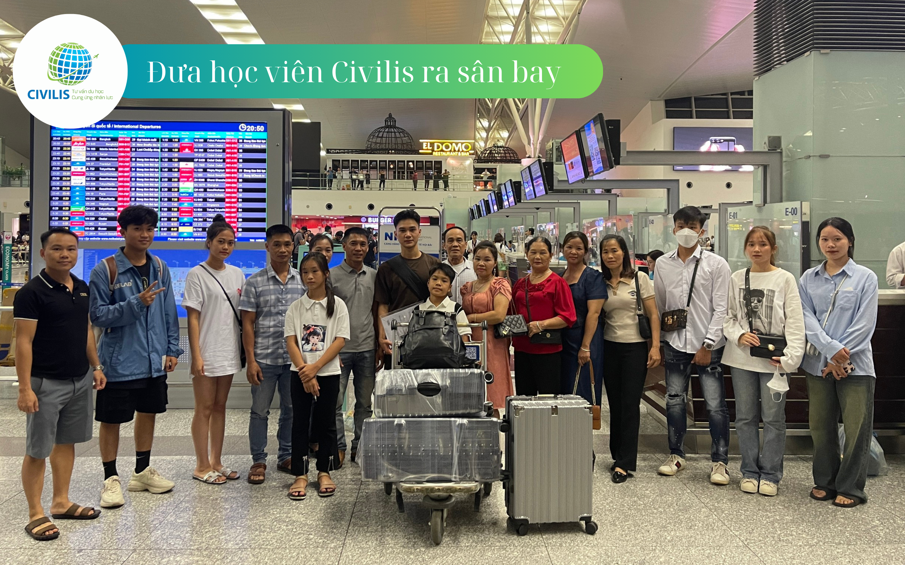 Ảnh chụp đưa tiễn học viên Civilis ra sân bay