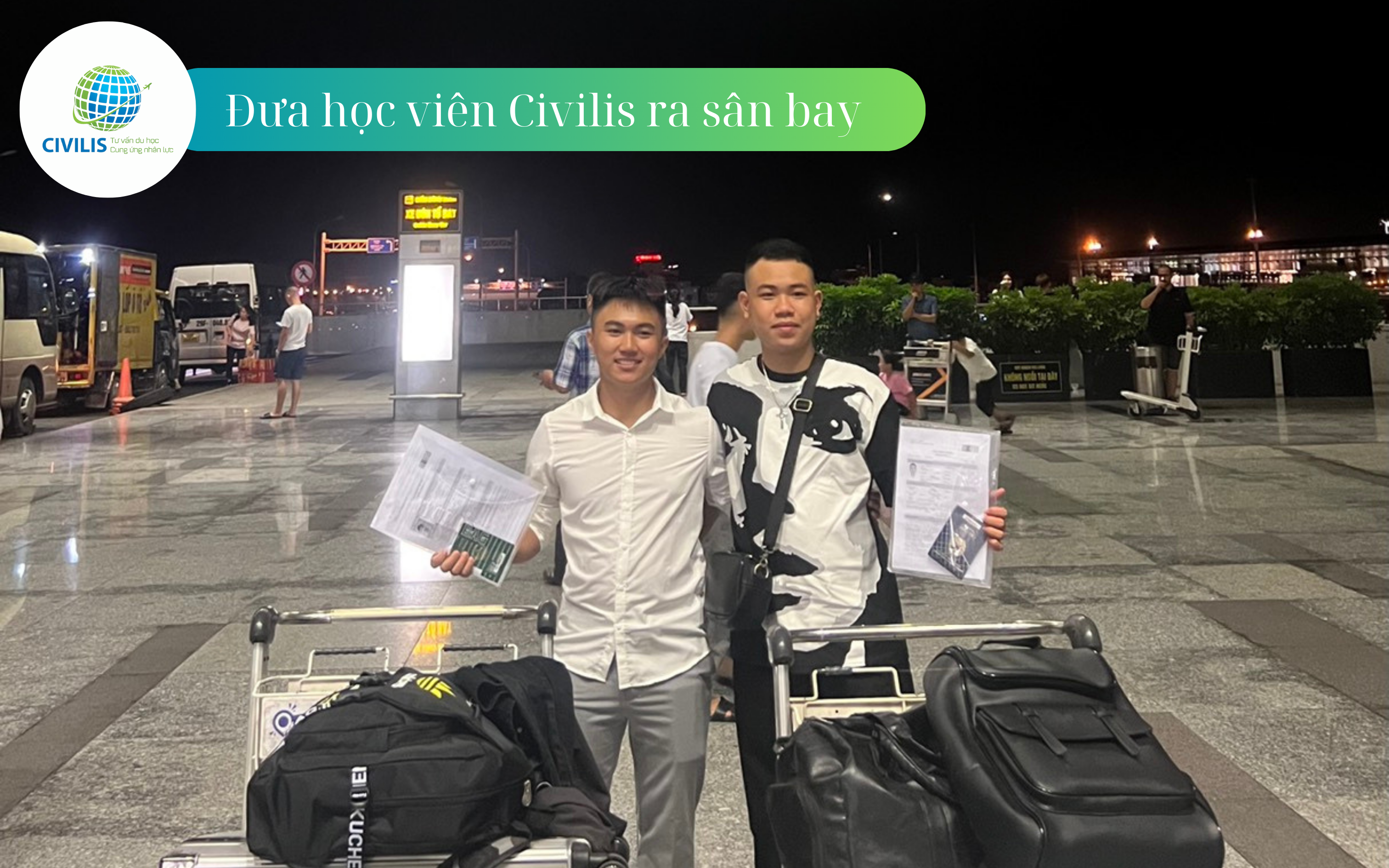 Ảnh chụp đưa tiễn học viên Civilis ra sân bay