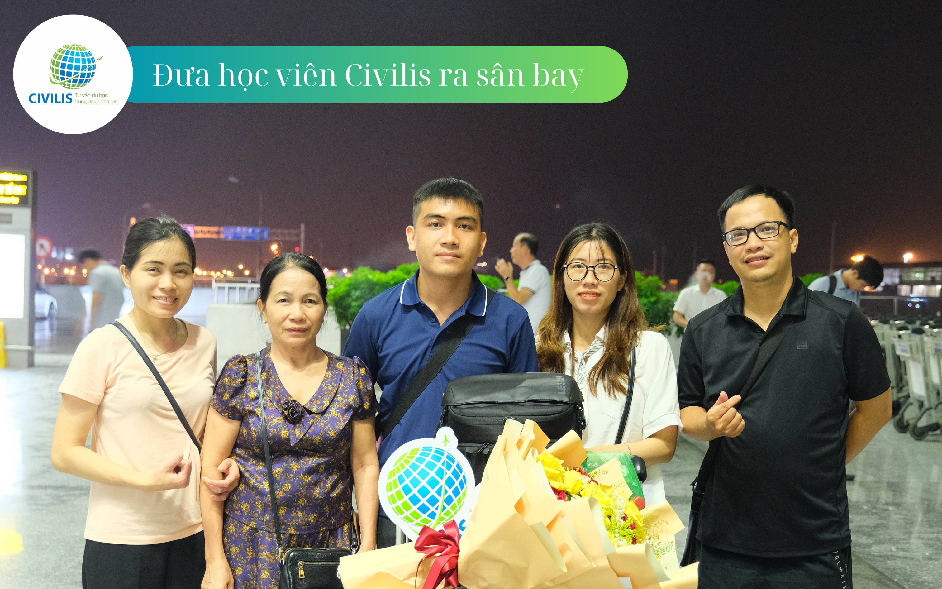 Ảnh chụp đưa tiễn học viên Bùi Quang Huy ra sân bay